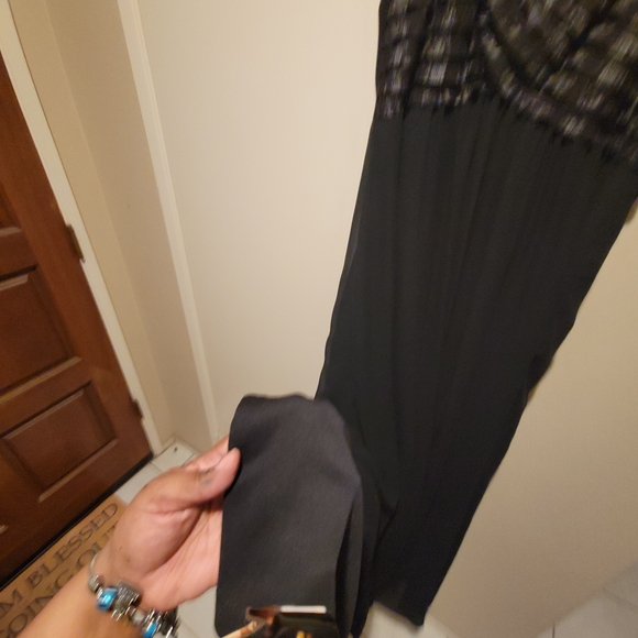 Signature by Robbie Bee Black Maxi Dress with Ruffle Detail - Picture 4 of 6